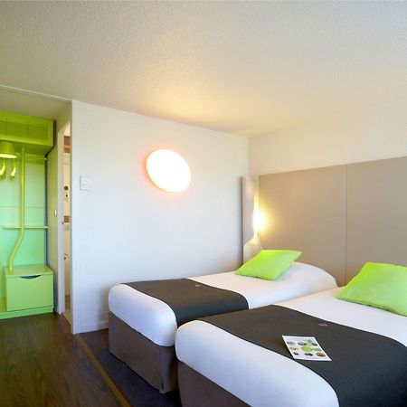 Готель Campanile Grenoble Nord - Сент-Егрев Екстер'єр фото